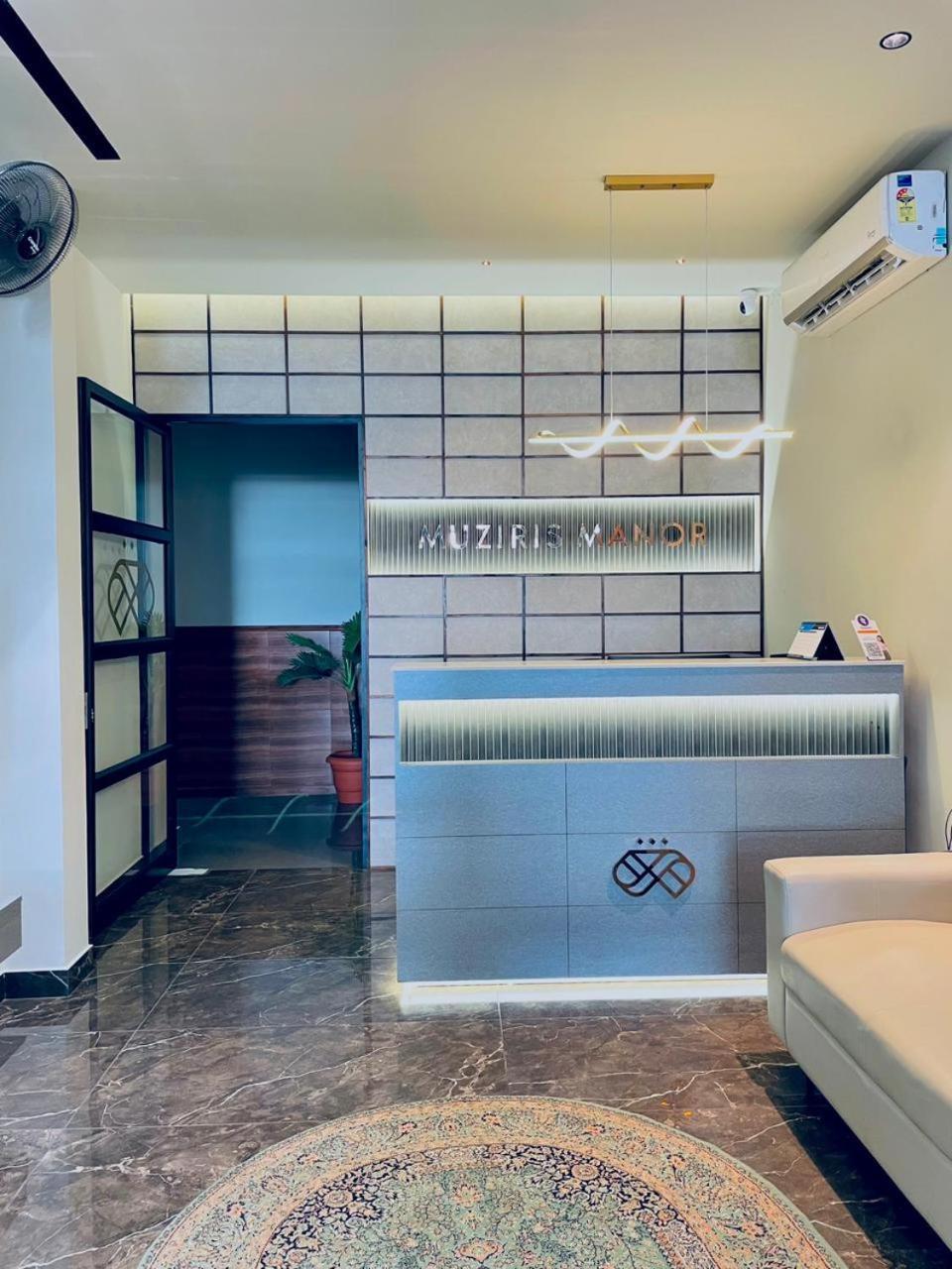 Muziris Manor Residency Hotell Kochi Exteriör bild