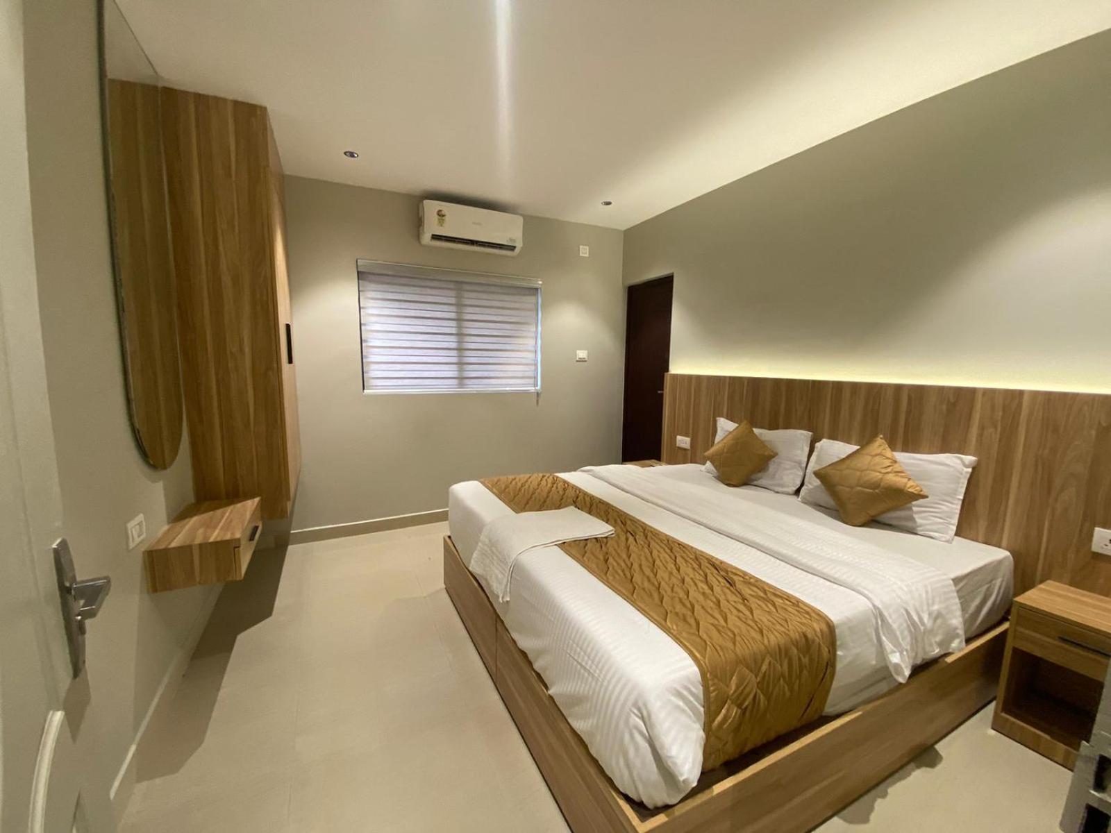 Muziris Manor Residency Hotell Kochi Exteriör bild