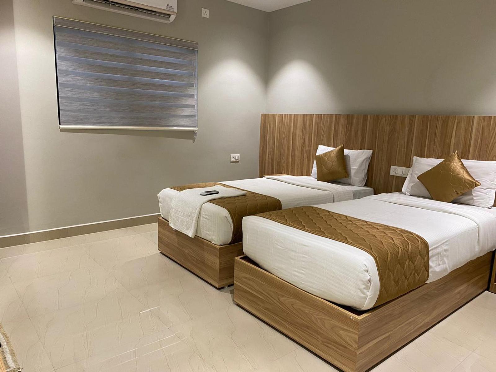 Muziris Manor Residency Hotell Kochi Exteriör bild